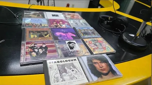 Radio al Cubo transmite sonidos de España y Francia en ambiente mundialista