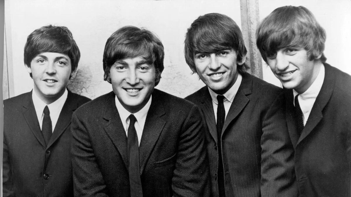 Ringo Starr celebra su 86º cumpleaños con un evento de Paz y Amor en Beverly Hills