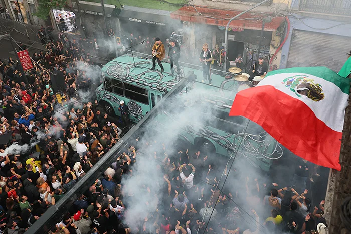 U2 estrena “Streets of Dreams” con videoclip filmado en la Ciudad de México