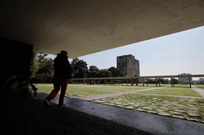 Aspirantes a la UNAM enfrentan incertidumbre y respaldo ante repetición de examen presencial