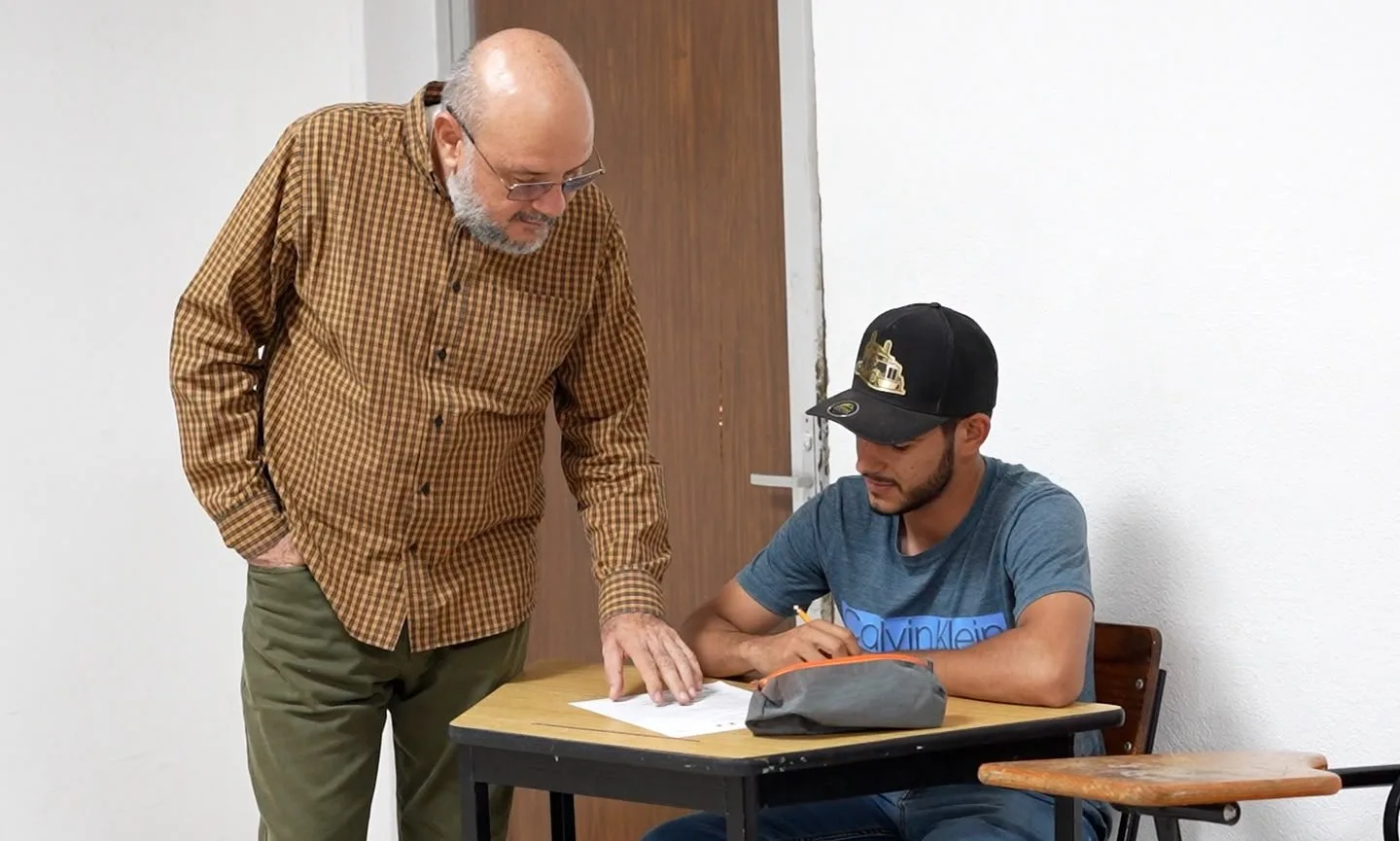 D4TA extiende acceso a internet gratuito a docentes de educación media y superior en Michoacán